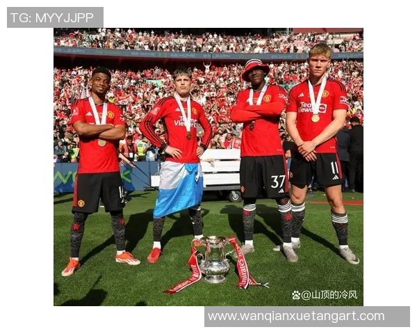 切尔西客场逆转,击败曼城夺冠后场外队员庆祝得头晕眼花 切尔西客场逆转,击败曼城夺冠后场外队员庆祝得头晕眼花